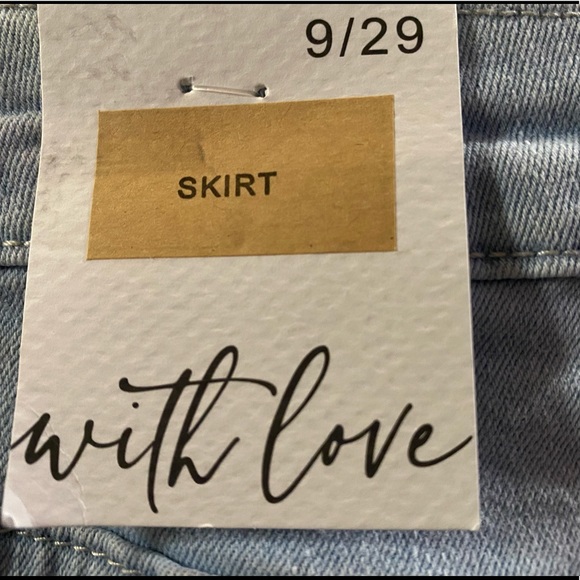 🆕NWT- YMI HIGH RISE FADED DENIM SKIRT - Picture 5 of 5